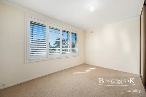 Property photo of 11 Franklin Road Chipping Norton NSW 2170