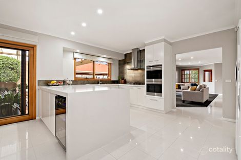 Property photo of 6 Laverock Court Taylors Lakes VIC 3038