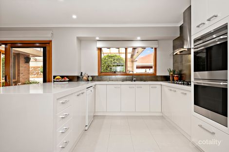 Property photo of 6 Laverock Court Taylors Lakes VIC 3038