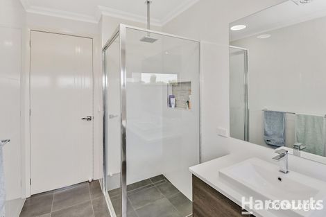 Property photo of 17 Blue Wren Drive Haven VIC 3401