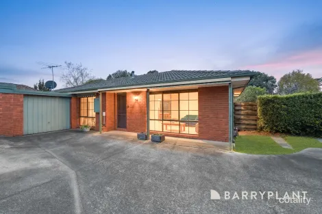 4/60-64 Woods St, Beaconsfield, VIC 3807