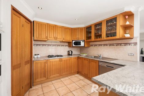 Property photo of 2 Giles Court Mill Park VIC 3082