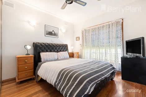 Property photo of 17 Dickinson Street Hadfield VIC 3046