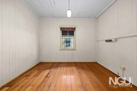 Property photo of 78 Warwick Road Ipswich QLD 4305