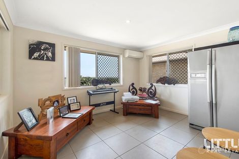 Property photo of 49 Hanover Drive Pimpama QLD 4209