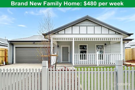 Property photo of 4 Moolort Crescent Eynesbury VIC 3338