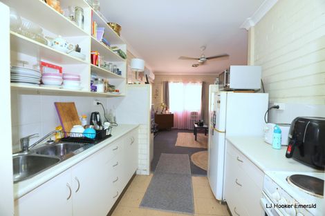 Property photo of 2/5 Gibson Grove Emerald QLD 4720