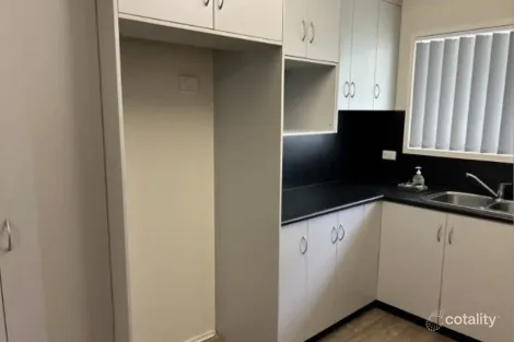 Property photo of 23 Hannah Crescent Dysart QLD 4745