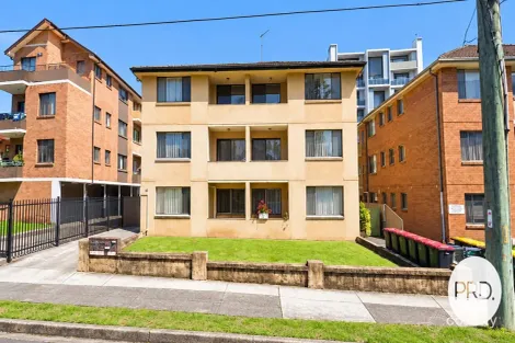 2/15 George St, Liverpool, NSW 2170