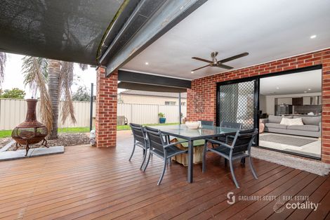 Property photo of 16 Settlers Drive Kialla VIC 3631