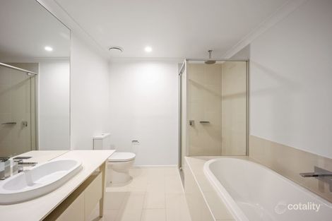 Property photo of 305 Laver Drive Robina QLD 4226