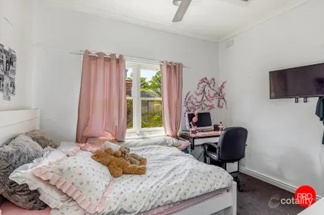 Property photo of 165 High Street Kangaroo Flat VIC 3555