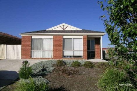 14 Genoa Way, Cranbourne West, VIC 3977