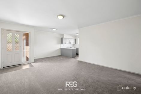Property photo of 2/30 Burdoo Drive Grovedale VIC 3216
