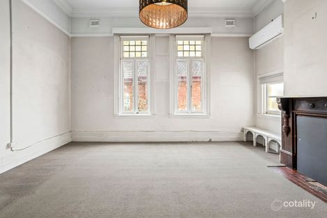 Property photo of 102 Holmes Road Moonee Ponds VIC 3039