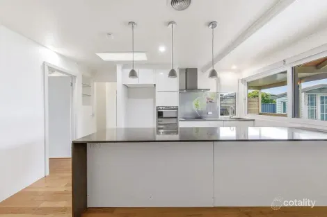 8 Jenner Ct, Hampton Park, VIC 3976