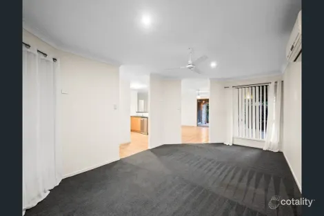 Property photo of 1 Daniells Court Ormeau QLD 4208