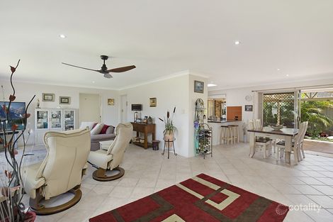Property photo of 1/2 Troon Court Banora Point NSW 2486