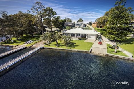 Property photo of 58 Gordon Avenue Summerland Point NSW 2259