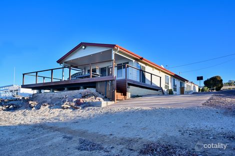 Property photo of 17 Quandong Drive Douglas Point South SA 5601