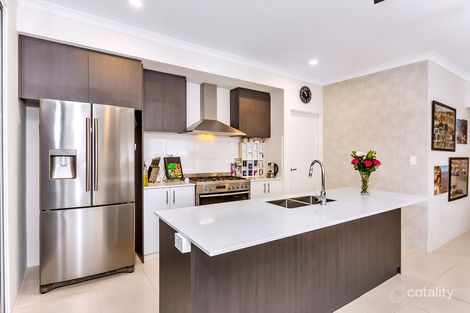 Property photo of 4 Kawana Grove Meadow Springs WA 6210
