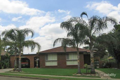 18 Wewak Pl, Bossley Park, NSW 2176