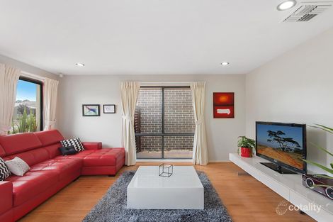 Property photo of 28 Helen Leonard Crescent Forde ACT 2914