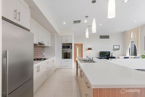 Property photo of 28 Helen Leonard Crescent Forde ACT 2914