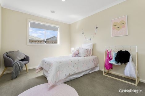 Property photo of 6 Warren Place Truganina VIC 3029