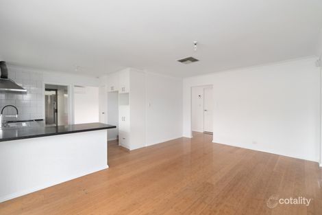 Property photo of 31 Oakleaf Circle Mirrabooka WA 6061