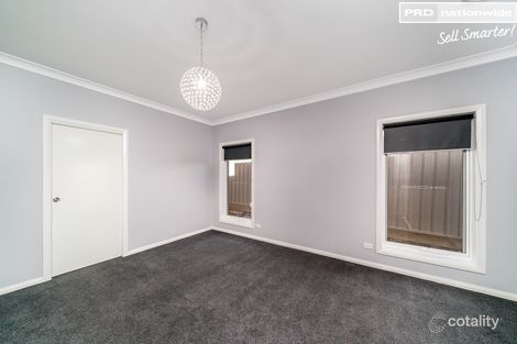 Property photo of 33 Flack Crescent Boorooma NSW 2650