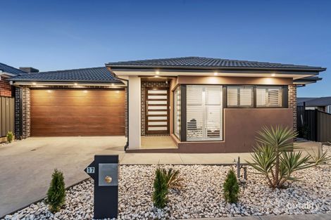 Property photo of 17 Lemon Myrtle Way Craigieburn VIC 3064