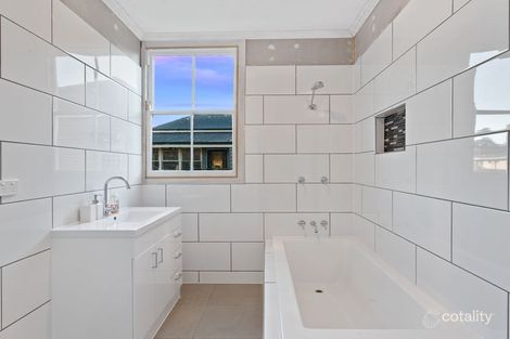 Property photo of 8 Lilley Street East Toowoomba QLD 4350