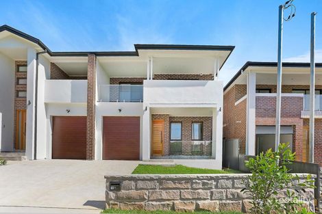 10 Lurnea Ave, Georges Hall, NSW 2198