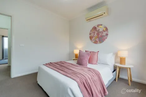 Property photo of 48 Brunswick Crescent Craigieburn VIC 3064