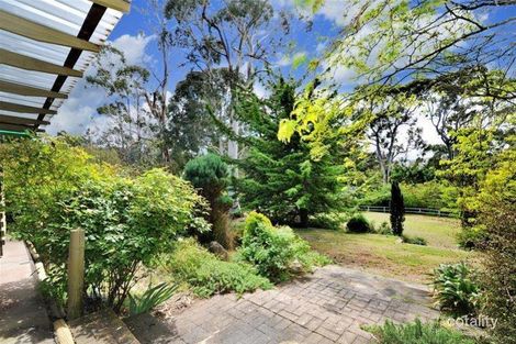 Property photo of 4 Sneddon Avenue Stirling SA 5152