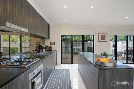 Property photo of 35/18 Archipelago Street Pacific Pines QLD 4211