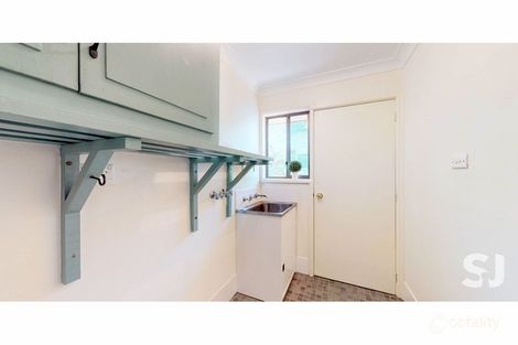 Property photo of 6 Mulga Court Dubbo NSW 2830