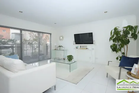 Property photo of 10 Eveleigh Boulevard Clarkson WA 6030