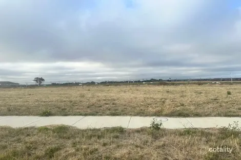 Property photo of 111 Anglesea Street Winter Valley VIC 3358