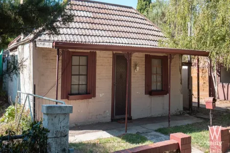 Property photo of 22 Havannah Street Bathurst NSW 2795