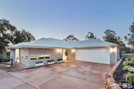 Property photo of 26 Blissett Drive Bedfordale WA 6112