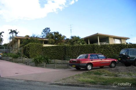 8 John St, Tingira Heights, NSW 2290