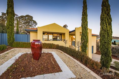 Property photo of 17 Dennis Place Jerrabomberra NSW 2619