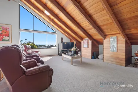 Property photo of 16 Monash Court Devonport TAS 7310