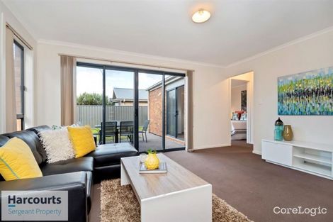 Property photo of 22 Wattlebird Drive Burton SA 5110