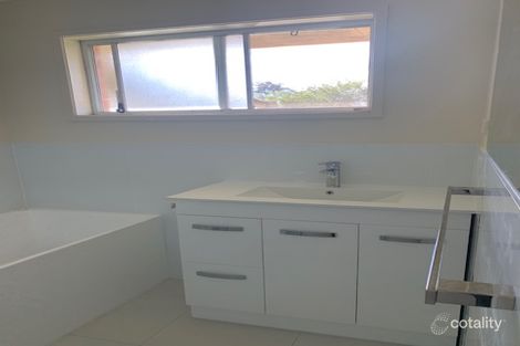 Property photo of 9 Mitchell Avenue Molendinar QLD 4214