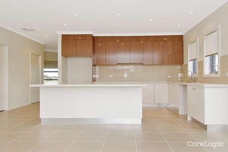 Property photo of 16 The Ridge Caroline Springs VIC 3023