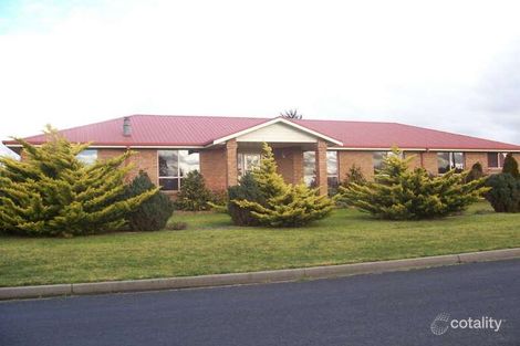 2 Greenfield Dr, Traralgon, VIC 3844