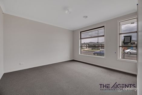 Property photo of 61 Elpis Road Weir Views VIC 3338
